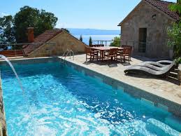 Drei Steinvillen Mit Pool Terrasse Tolle Lage Mit Herrlichen Meerblick Gruppen Willkommen In Omis 6 Schlafzimme Ferienhaus Pool Terrasse Mallorca Unterkunft