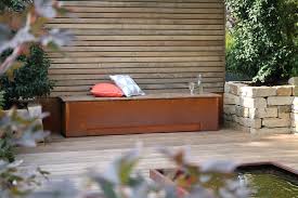 Kaum platz, schlecht geschnitten und vielleicht noch mit abfallendem hang: Der Kleine Garten Einer Doppelhaushalfte Meisterbetrieb Messner Garten Schwerte