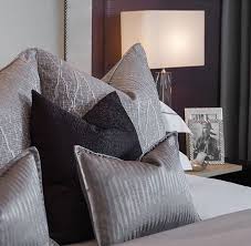 Pin By Elizabeth Cook On Interiors Bedrooms Soft Furnishings Cushions Bed Cushions Arrangement Bedroom Arrangement