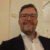 1100+ "Lindell" profiles