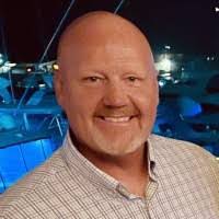 Robert Grindle's Instagram, Twitter & Facebook