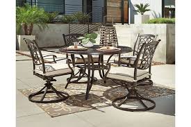Burnella 5 Piece Outdoor Round Dining Set Round Outdoor Dining Table Outdoor Dining Table Round Patio Table