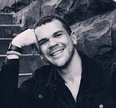 wǔ ƐĲĕ ƆƐſĕĕƐ ëŕĎ şŕ ƐĲĕĶſ ĪĕĕƐ