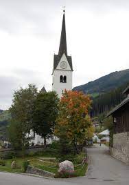Im waldviertel herrscht ein kontinental geprägtes hochflächenklima vor, das im westen (weinsberger wald) zum atlantisch geprägten hochflächenklima und im osten (manhartsberg, unteres kamptal) zum pannonischen klima übergeht. Wald Im Pinzgau Salzburgwiki