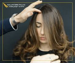 I look capelli più iconici del 2020, inclusi i . Colore Capelli 2020 Le Tendenze Autunno Inverno 2020 Salvatore Falco Balayage Lovers