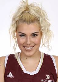 Stephanie Ratliff's Instagram, Twitter & Facebook