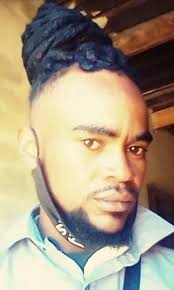 Mac Allen dreadlog & hair cut stylist