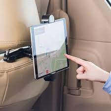 後ろの席で使える 10の快適アイテム で ワンランク上の おもてなし を実現 camp hack キャンプハック おもてなし 快適 便利