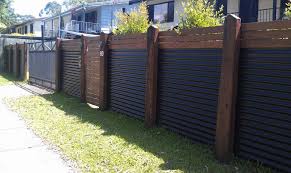 2020 How Much Does Colorbond Fencing Cost Fence Design Privacy Fence Landscaping Backyard Fences