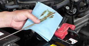 Verifier Le Niveau D Huile Moteur Et Des Autres Fluides Napa Pieces D Auto Blogue Napa Canada
