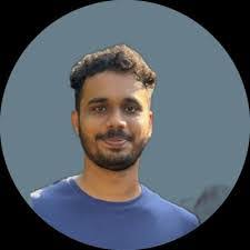 Donna Risk's Instagram, Twitter & Facebook