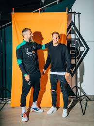 Thorgan hazard (born 29 march 1993) is a belgian footballer who plays as a left midfield for german club borussia dortmund, and the belgium national team. Florian Neuhaus 11freunde Asbach Foto De Neu