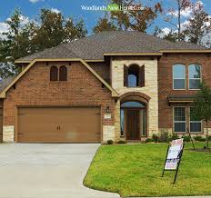 Home For Lease In Creekside Park Brick And Stone Exterior Garage Frontyard Thewoodlands House For Lease Home House Styles