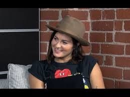 Check spelling or type a new query. Nashville Newcomer Scout Taylor Compton On Erin And Gunnar She S Gonna Get Him To Let Loose Youtube