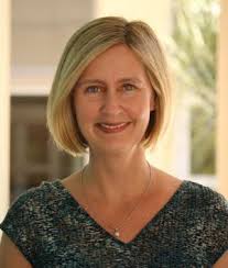 メディア学：「博士号はく奪」：ジョディ・ウィタカー（Jodi Whitaker）（米）