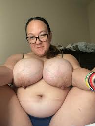 Las mujeres gorditas siempre se divierten más.