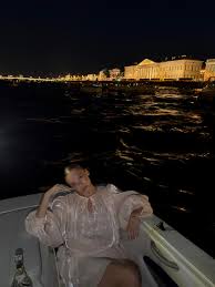 Любовь — это выбор каждый день». Блогер Маланьина Арина — о надоевшем  «успешном успехе» и трудностях сильных девушек | theGirl