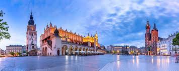 4.4 out of 5 stars 3 ratings. Guia De Cracovia En 3 Dias La Ciudad Mas Visitada De Polonia Viajeros Ocultos
