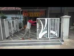 Pemasangan pintu pagar otomatis dilakukan oleh tim ahli yang profesional yang berpengalaman. Pintu Pagar Garasi Sleding Leter L Youtube In 2021 House Gate Design Gate Design Fence Gate Design