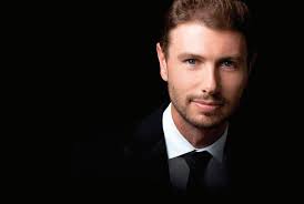 Holiday Digital Program Book by Dallas Symphony Orchestra