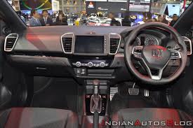 Desain interior new honda city memberikan kenyamanan yang memancarkan kemewahan, perpaduan yang siap mendukung perjalanan anda yang oenuh ambisi untuk selalu menjadi yang terdepan. 2020 Honda City To Be Launched In India In Three Variants Features Revealed