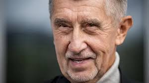 Foto: Pěšky blátem, na kole i lodí. Češka podnikla cestu přes Nový Zéland a  jižní Pacifik