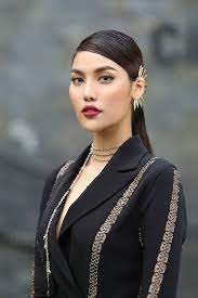 Lan khuê hiện là gương mặt đại diện duy nhất của thương hiệu l'oreal paris tại việt nam. VÅ© Khi Nao Giup Lan Khue Ná»•i Báº­t Táº¡i The Face Mua 2