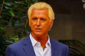 Newscum's hair dye plans