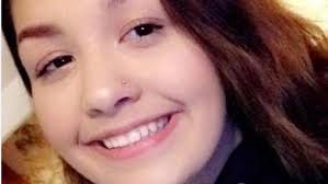 Tara Ritchie's Instagram, Twitter & Facebook