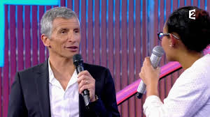 It broadcasts on the television station france 2 as of 15 december 2007 and is produced by air productions. N Oubliez Pas Les Paroles Une 11eme Victoire Pour Sarah Et Deja 83 000 Euros De Gains Replay 22 Mars Stars Actu