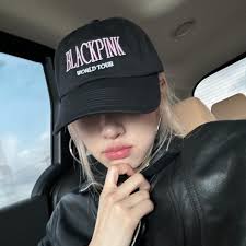 Grévin Awards 2025, ROSÉ wins the poll and will receive her own wax figure  at the Grévin Museum in Paris. Congratulations and thank you to all who  voted! 💕