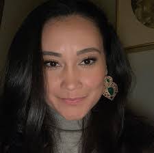 Jennifer Suarez's Instagram, Twitter & Facebook