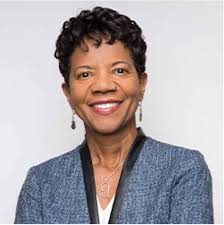 Lillian Dukes's Instagram, Twitter & Facebook