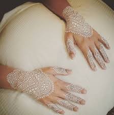 Koleksi henna tangan simple dan cantik oki adi putra medium. 13 Henna Tangan Pengantin Putih Terbaru Dan Terlengkap