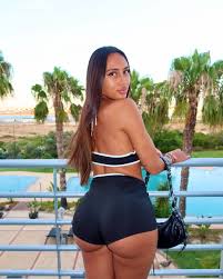 Astrid Nelsia - Free pics, galleries & more at Babepedia