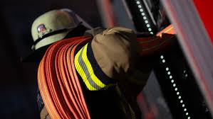 Brand in Stralsund: Polizei ermittelt wegen Brandstiftung - Imagen principal del artículo