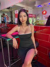 Thai with tits