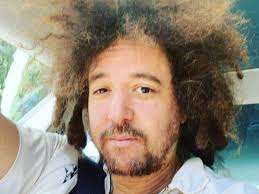 Qué fue de Redfoo, exintegrante de LMFAO?