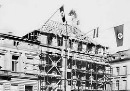 In 1934, a jeweler by the name of leonard dahlen rented his shop to the national socialist party, better known as the nazis. Ns Dokumentationszentrum Koln El De Haus