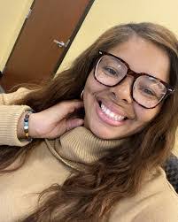 Ginger Dotson's Instagram, Twitter & Facebook