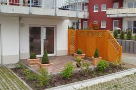 Der durchschnittliche kaufpreis für eine eigentumswohnung in rostock liegt bei 4.326,10 €/m². Altersgerechte 3 Raum Wohnung Im Erdgeschoss Mit Terrasse Wohnung In Rostock Reutershagen