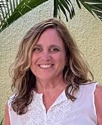 Krista Mallas's Instagram, Twitter & Facebook