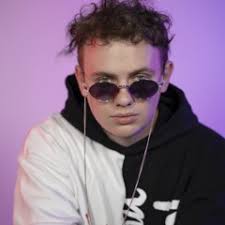 Listen to Евробит (feat. GSPD) by Lida in Музло из гаражей playlist online  for free