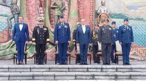 2,18mil seguidores, siguiendo a 50, 4406 pines. Nuevo Ministro De Defensa Las Ff Aa Haran Respetar El Territorio La Vida Y La Estabilidad Ciudadana El Comercio