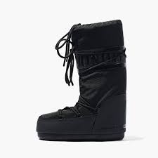 85,127 likes · 225 talking about this. Damen Schuhe Moon Boot Classic Plus 14023300 001 Schwarz Fur 99 50 Sneakerstudio De