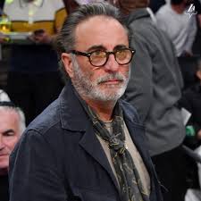 Los Angeles Lakers added a new photo.