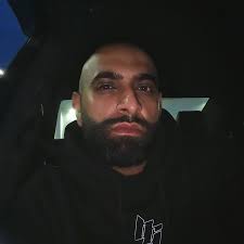 Dillon Danis just attacked KSI at the Misfits Weigh in and then went  outside and started SCRAPPING with Anthony Taylor 😳