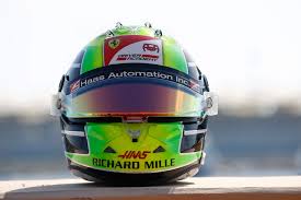 Der anstecker aus metall ist 2,5 cm x 3 cm groß. In Pictures Mick Schumacher S Haas Helmet