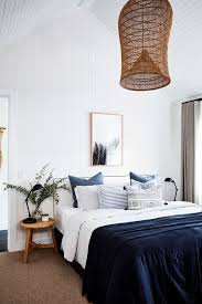 Pin By Evangelina Flores On Interior White Wall Bedroom Bedroom Interior Remodel Bedroom