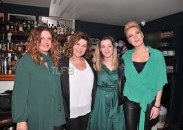 Πολλά μπράβο στην οικογένεια για την. Giwta Negka Ola Osa Eginan Sthn Paroysiash Toy Neoy Ths Diskoy Teleytaios Eaytos